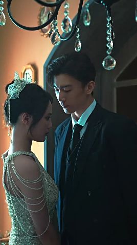 闪婚后财阀老公又野又欲海报
