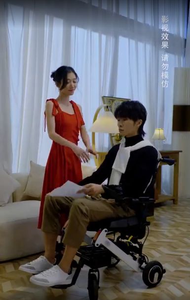 幸运暖婚海报