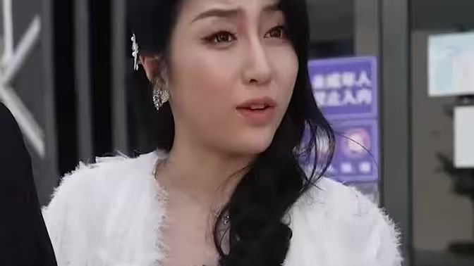 原来是首富海报