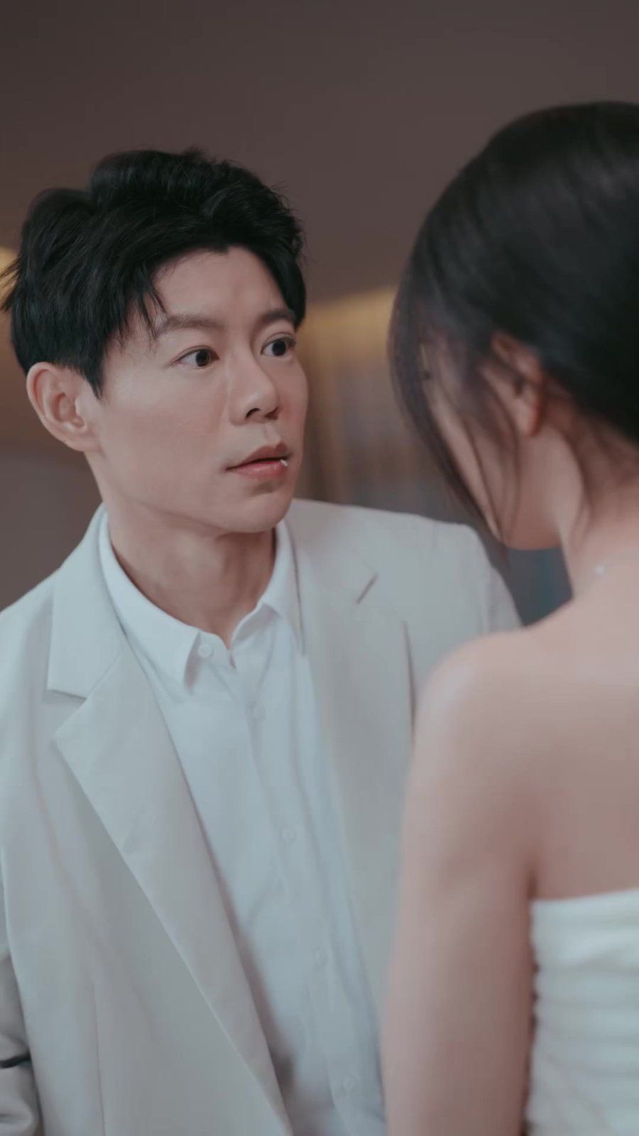 春风藏爱意（爱意暖暖）海报